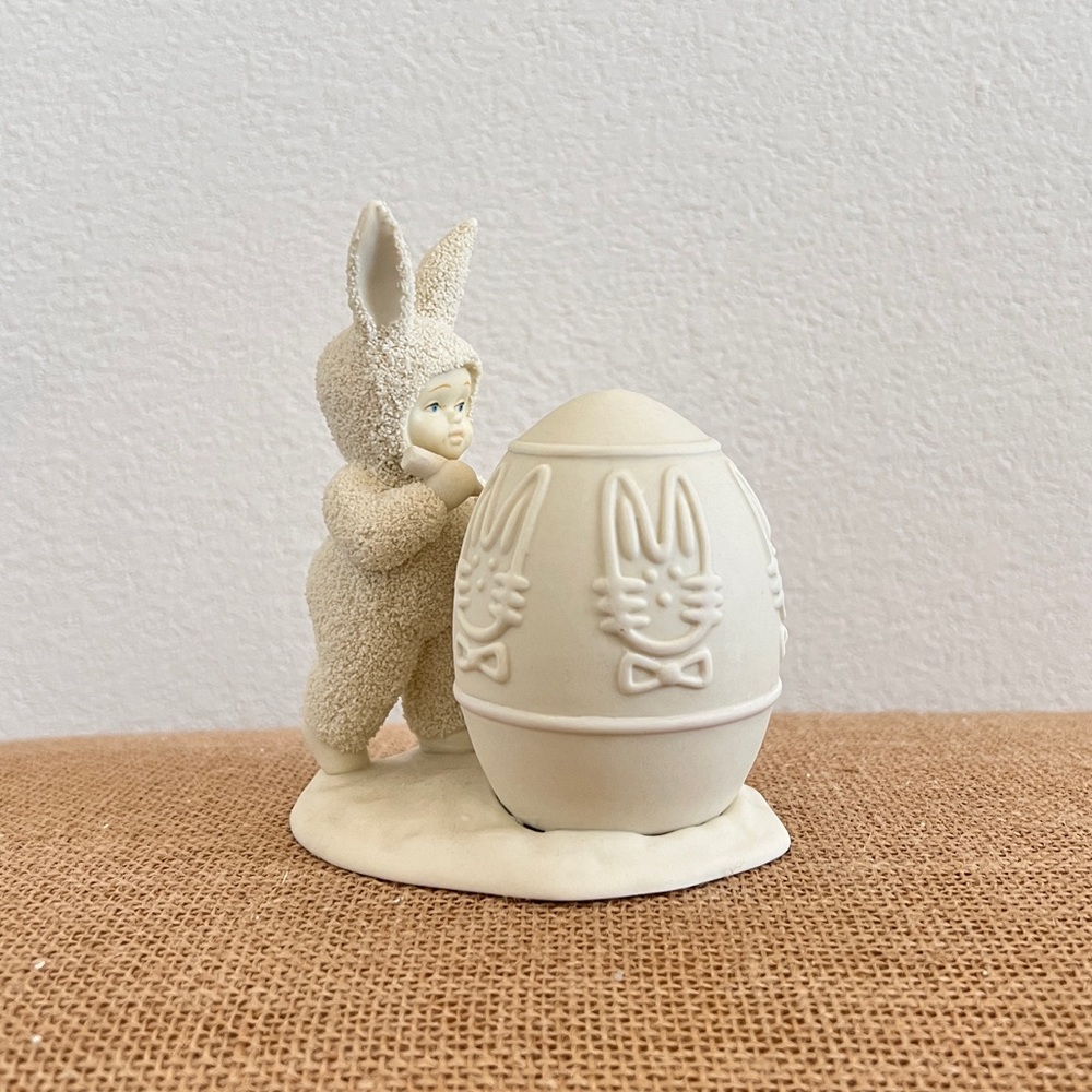 Vintage Department 56 Snowbunnies I’ll Color the Easter Egg 1996 4” x 5”